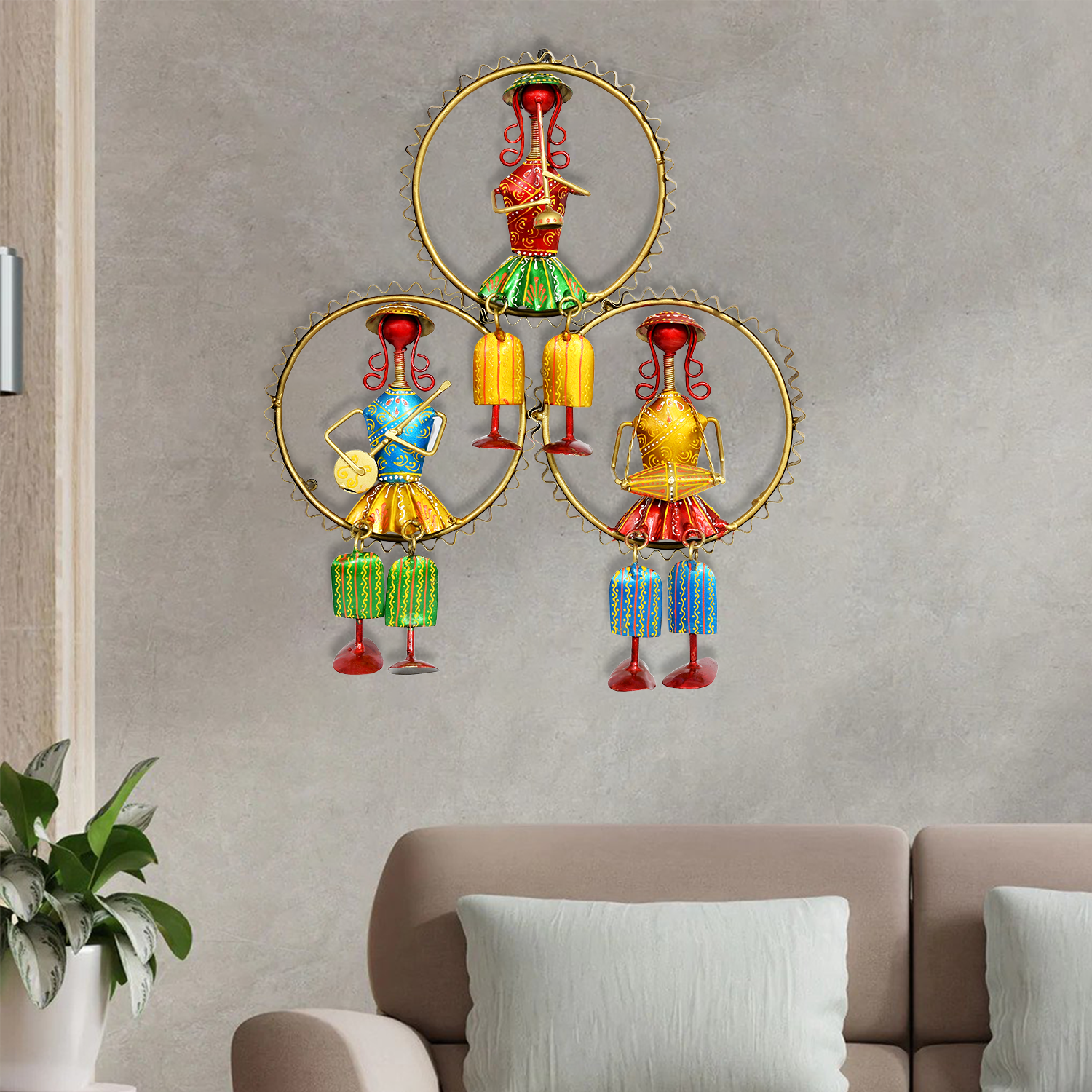 Metal Wall Hanging Musical Dolls